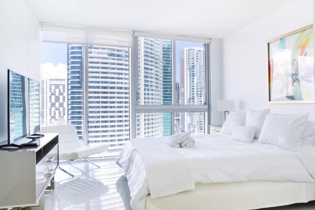 Wonderful 2 Bedroom Apt With Ocean Views At Icon Brickell ไมอามี ภายนอก รูปภาพ
